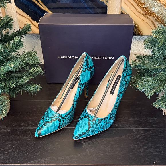 NWT French Connection Elegant Teal Snakeskin Women's Heels Size 9 - Picture 4 of 7